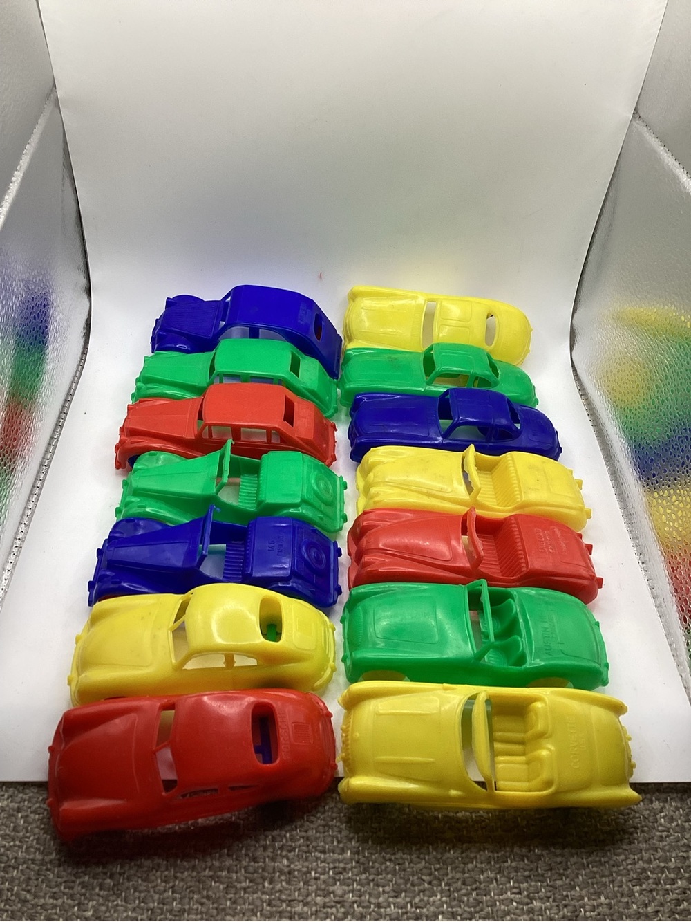 Great Britain Plastic Toy Cars Lot of 14 Mercedes, Jag, Rolls, Porsche,Citroen..